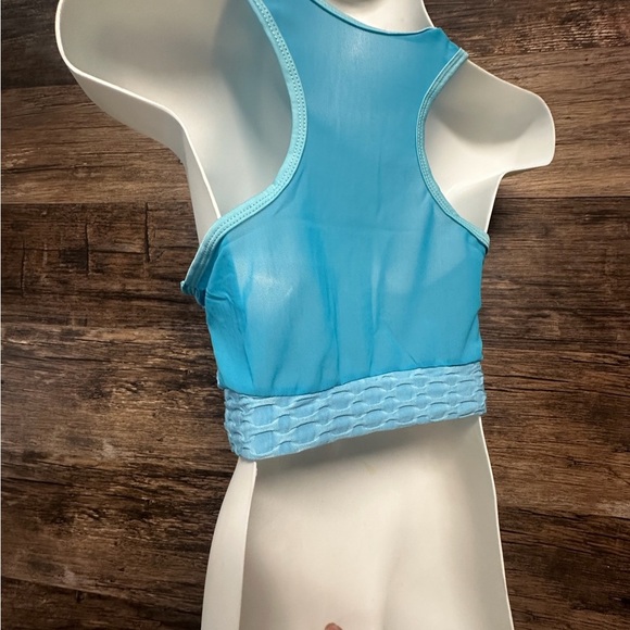 Leo Poldo Blue Racerback Sports Bra with Textured Design Size S/M - Picture 2 of 6